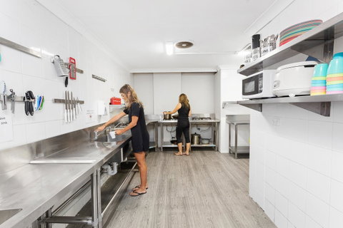 Summer House Sydney City - Formerly Sydney Backpackers - Inverell Accommodation 11