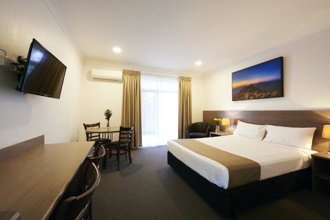 Adelong Motel - Inverell Accommodation 5