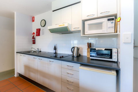 Condo 105 @ Horizons Golf Resort - Salamander Bay NSW - Inverell Accommodation 13