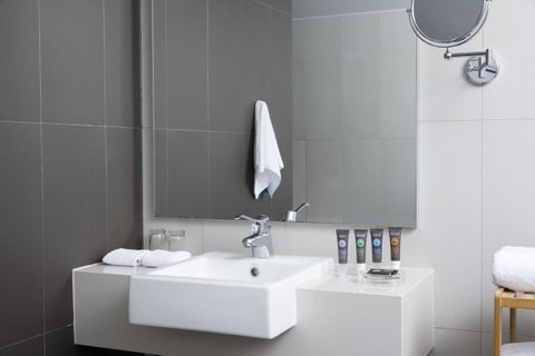 Novotel Newcastle Beach - Inverell Accommodation 24