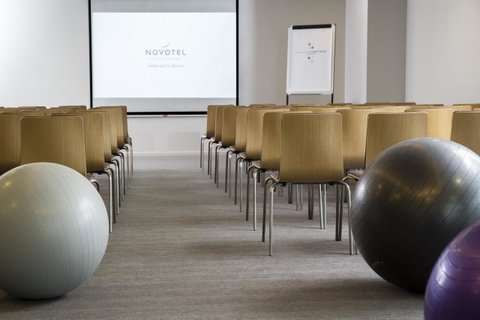 Novotel Newcastle Beach - Inverell Accommodation 20