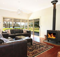 Terara Riverside Retreat - Inverell Accommodation