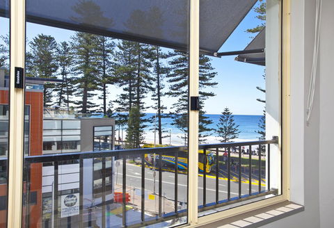 Manly Paradise Motel & Apartments - Inverell Accommodation 12