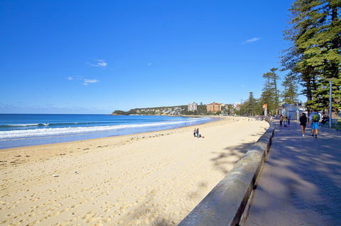 Manly Paradise Motel & Apartments - Inverell Accommodation 3