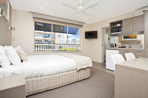 Manly Paradise Motel & Apartments - Inverell Accommodation 14