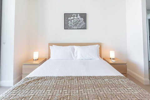 Two Bedders Apartment With Stunning Water View - Inverell Accommodation 3