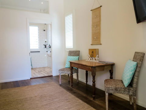 Cove Studios - Inverell Accommodation 9