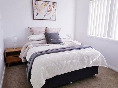 BookerBay Retreat! - Inverell Accommodation 4