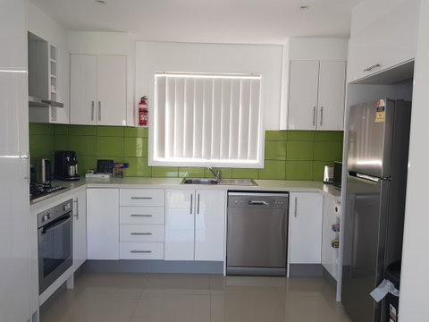 BookerBay Retreat! - Inverell Accommodation 7