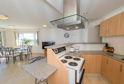 Ronald Avenue 1/65 - Shoal Bay - Inverell Accommodation 6