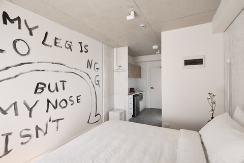 The Collectionist Newtown - Inverell Accommodation 16
