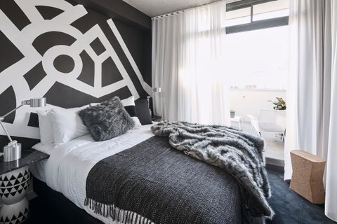 The Collectionist Newtown - Inverell Accommodation 5