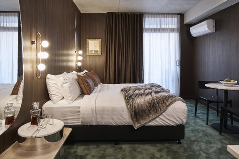 The Collectionist Newtown - Inverell Accommodation 32