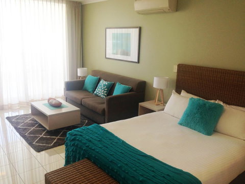 BASE Holidays - Ettalong Beach Premium Apartments - Inverell Accommodation 34