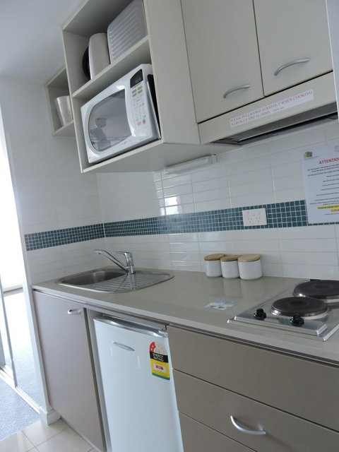 BASE Holidays - Ettalong Beach Premium Apartments - Inverell Accommodation 21