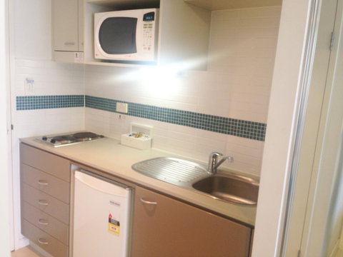 BASE Holidays - Ettalong Beach Premium Apartments - Inverell Accommodation 23
