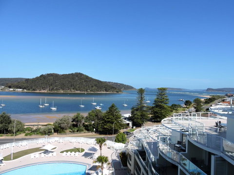 BASE Holidays - Ettalong Beach Premium Apartments - Inverell Accommodation 19