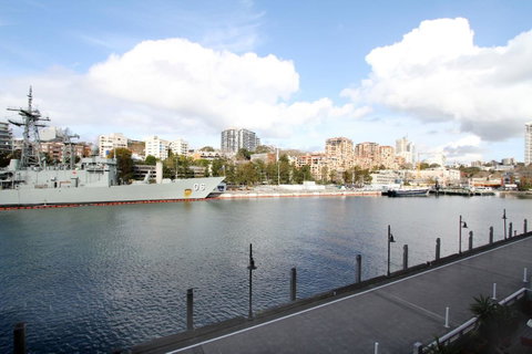 Waterfront Apartment On Sydney Harbour - Inverell Accommodation 12