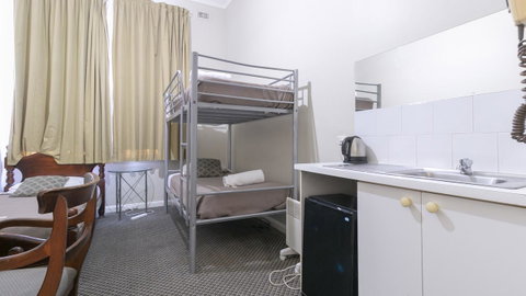 Woolbrokers Hotel - Inverell Accommodation 13