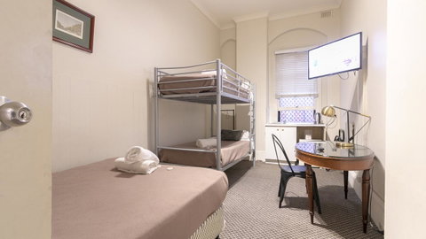 Woolbrokers Hotel - Inverell Accommodation 4