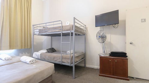 Woolbrokers Hotel - Inverell Accommodation 15