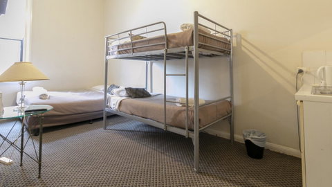 Woolbrokers Hotel - Inverell Accommodation 27