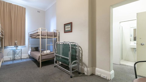 Woolbrokers Hotel - Inverell Accommodation 9