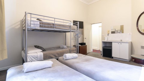 Woolbrokers Hotel - Inverell Accommodation 16