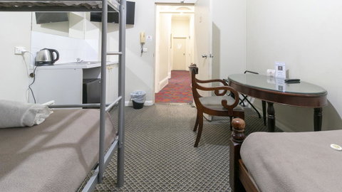 Woolbrokers Hotel - Inverell Accommodation 12