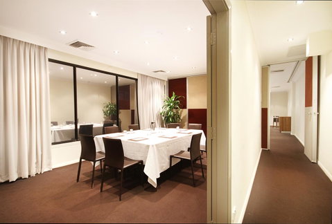 Central Studio Hotel Sydney - Inverell Accommodation 12
