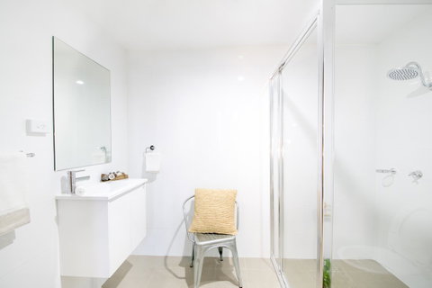 The Urban Newtown - Inverell Accommodation 7
