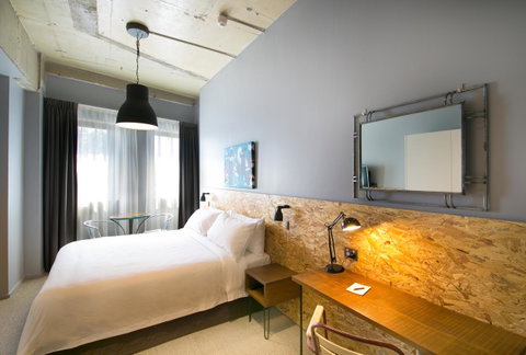 The Urban Newtown - Inverell Accommodation 24