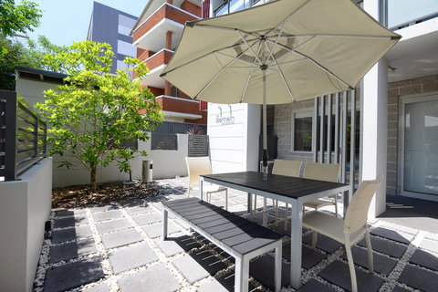 The Blenheim - Inverell Accommodation 10