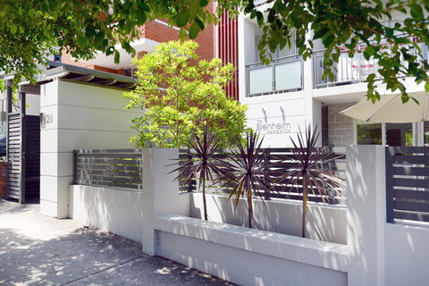 The Blenheim - Inverell Accommodation 8