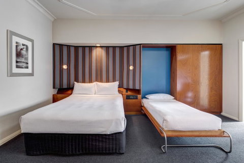 Regents Court Sydney - Inverell Accommodation 5