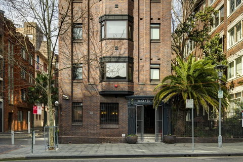 Regents Court Sydney - Inverell Accommodation 29
