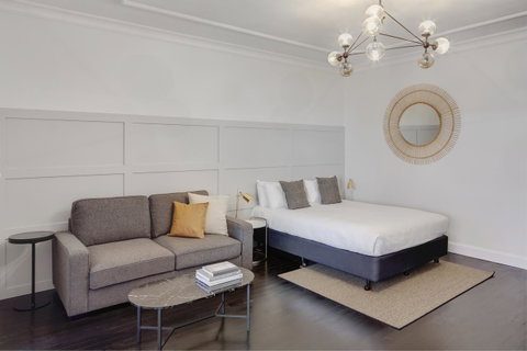 Regents Court Sydney - Inverell Accommodation 27