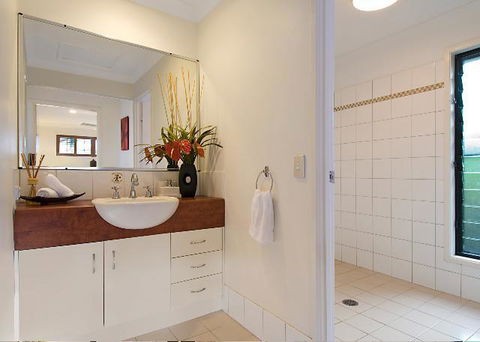 Suranadi Beach House 1 - Inverell Accommodation 1