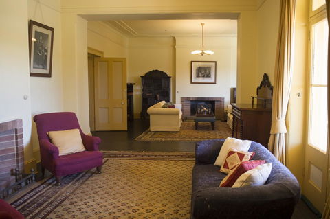 Hillview Heritage Hotel - Inverell Accommodation 11