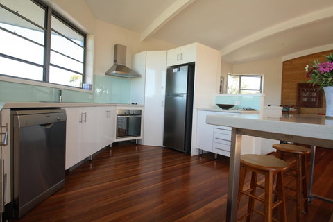 Valla's Beach House - Inverell Accommodation 8
