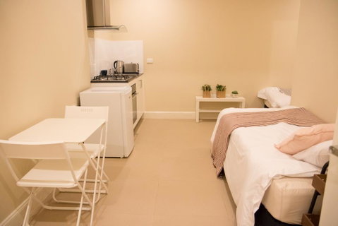 T&M HOUSE - Inverell Accommodation 3