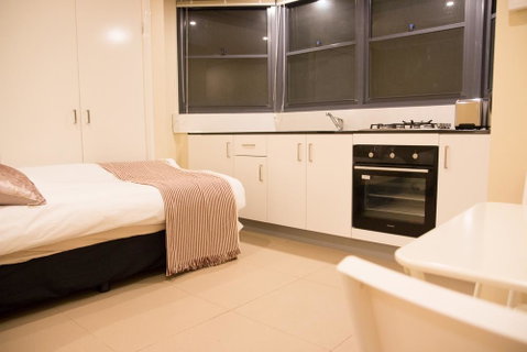 T&M HOUSE - Inverell Accommodation 7