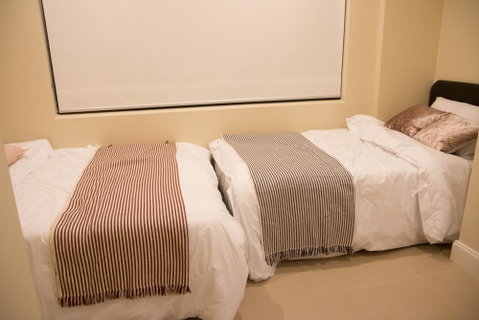 T&M HOUSE - Inverell Accommodation 30