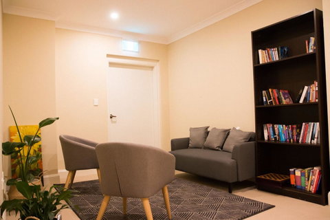 T&M HOUSE - Inverell Accommodation 37