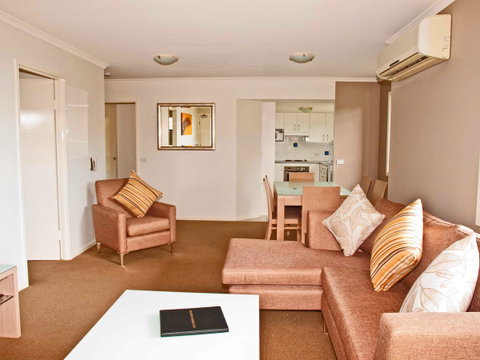 South Pacific Apartments - Inverell Accommodation 14