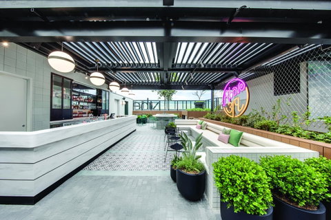 Vibe Hotel Sydney Darling Harbour - Inverell Accommodation 9