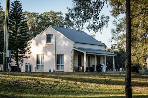 Madigan Wine Country Cottages - Inverell Accommodation 38