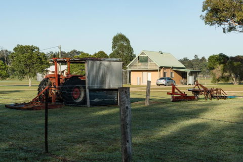 Madigan Wine Country Cottages - Inverell Accommodation 28