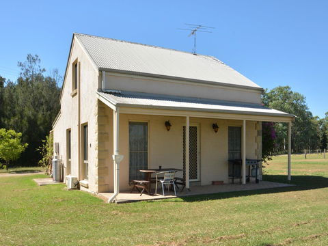 Madigan Wine Country Cottages - Inverell Accommodation 41