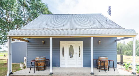 Madigan Wine Country Cottages - Inverell Accommodation 20